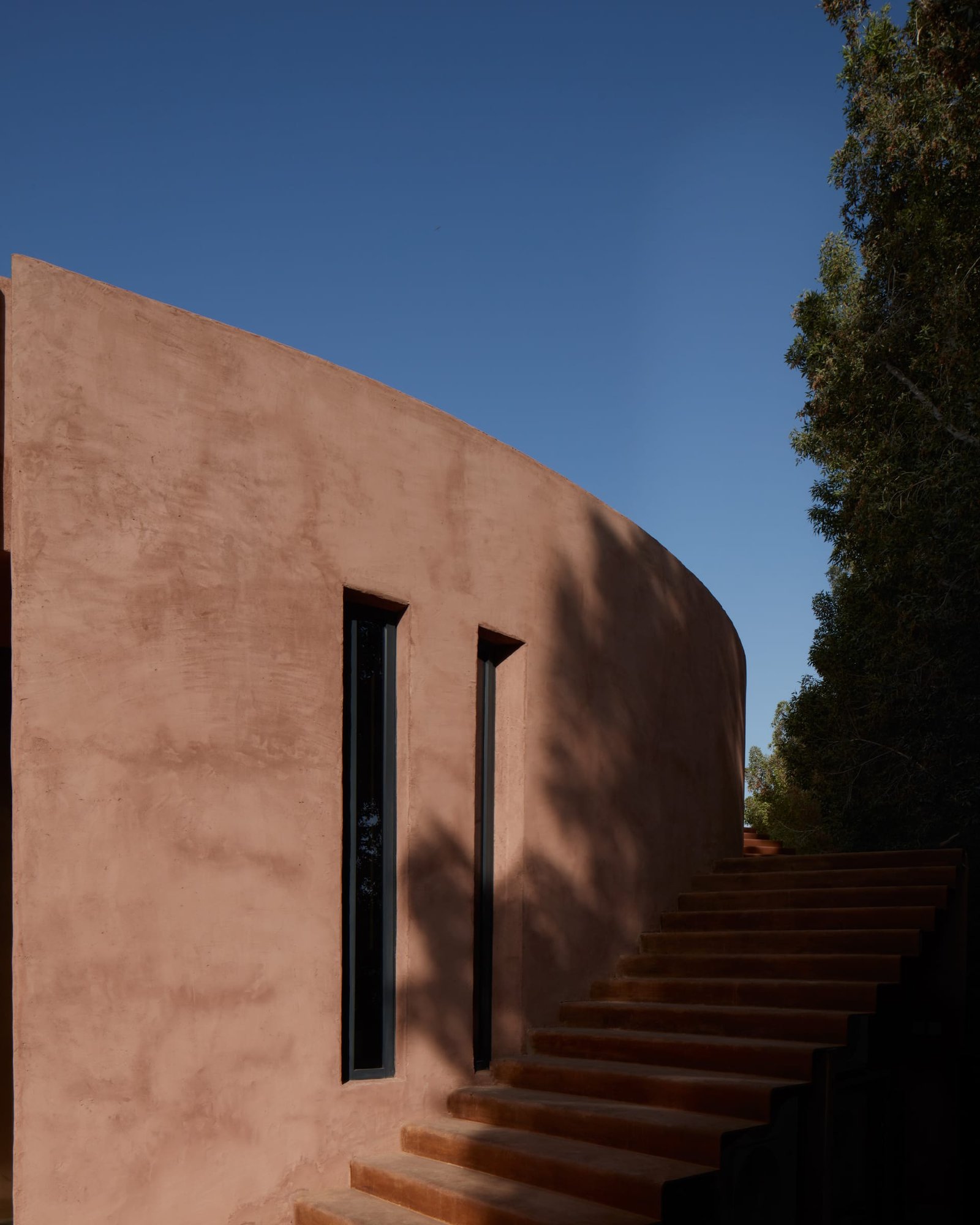 Exterior Clay Plaster wall at Canvas Events Pavilion, Dubai, UAE.