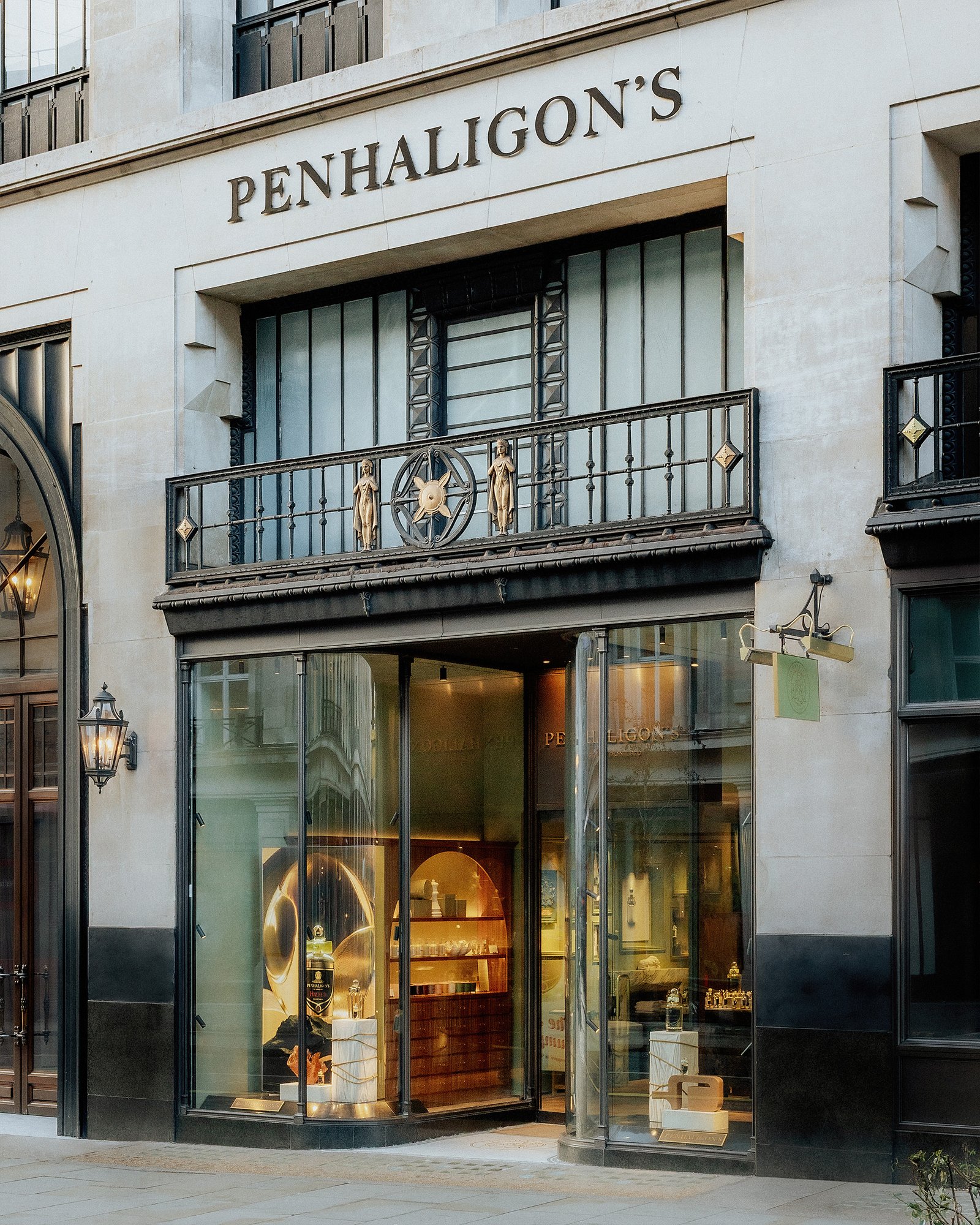 Burnished green Clayworks Tadelakt at the Penhaligon's boutique, London