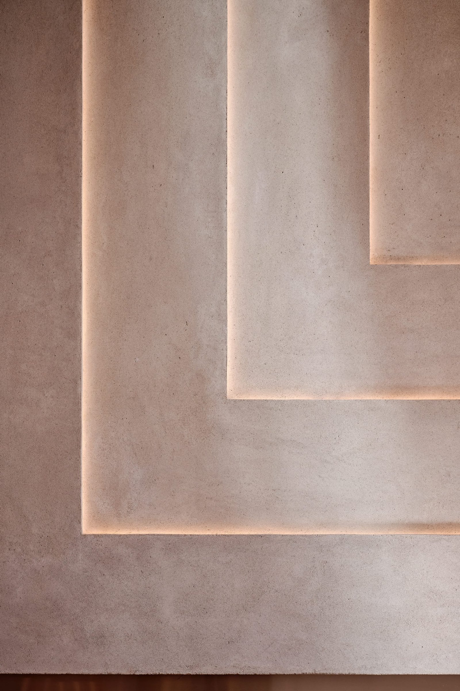 Demi Rustic clay plaster in white at Toplum restaurant, Riyadh
